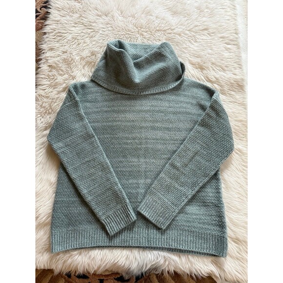 Garnet Hill cashmere sweater - Picture 5 of 12